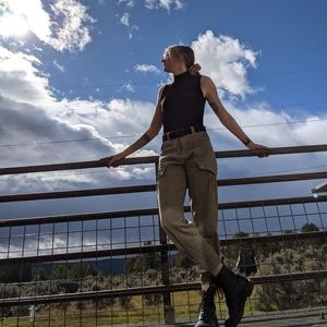 Meet your Posher, Cassandra